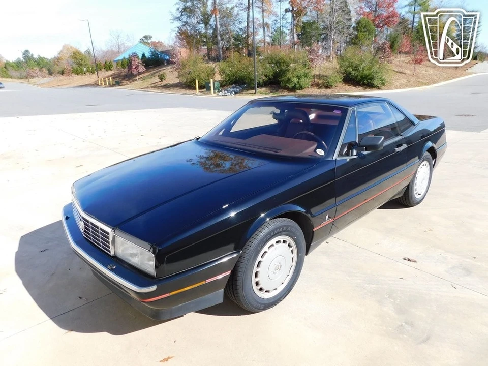 1989 Cadillac Allante - Image 10 of 12
