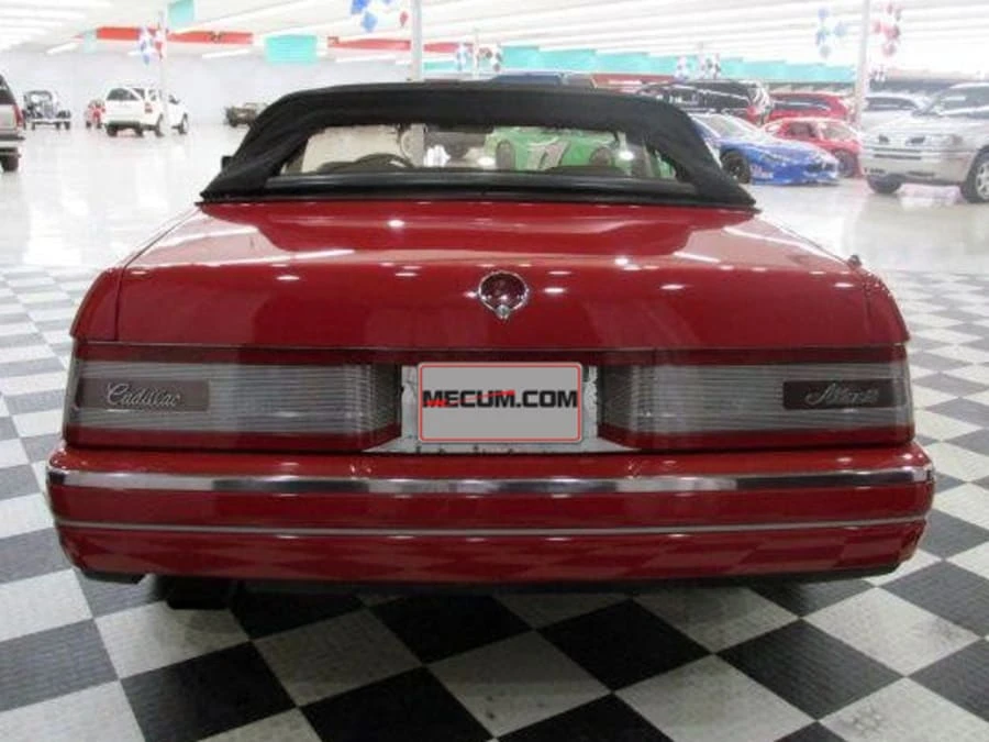 1989 Cadillac Allante - Image 3 of 8