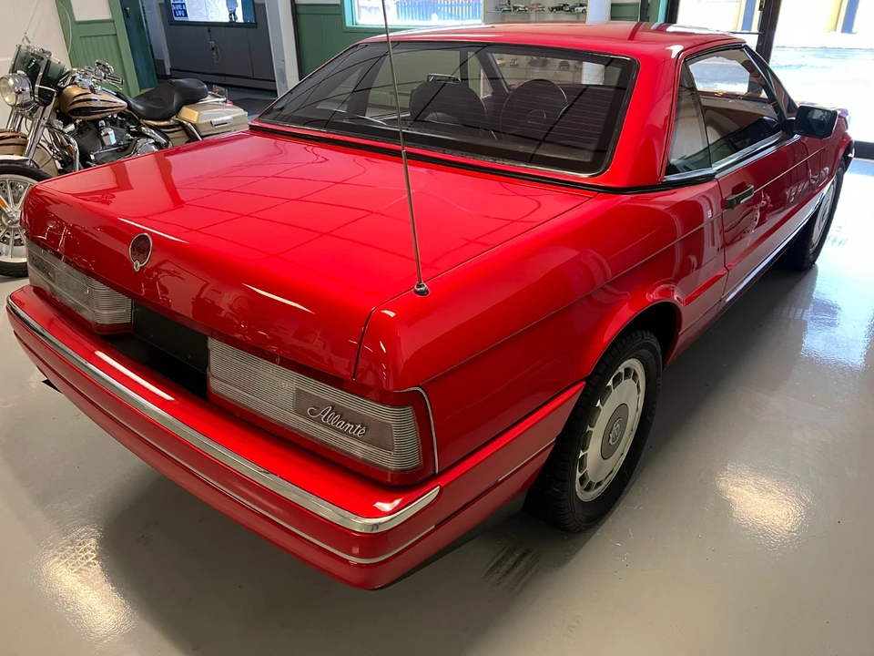 1989 Cadillac Allante - Image 7 of 20