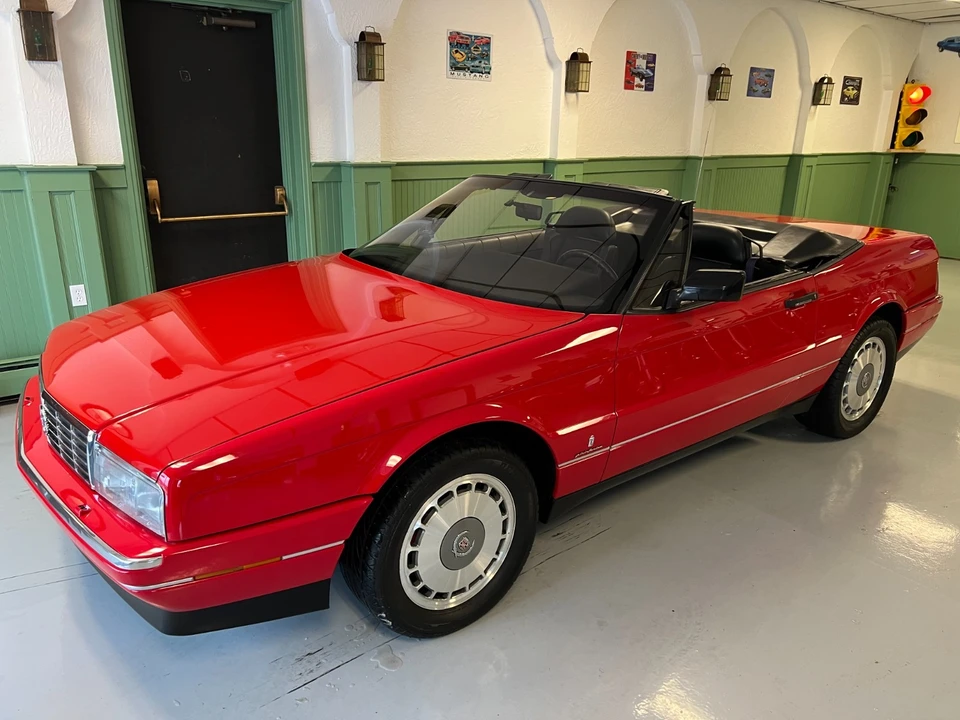 1989 Cadillac Allante - Image 2 of 20