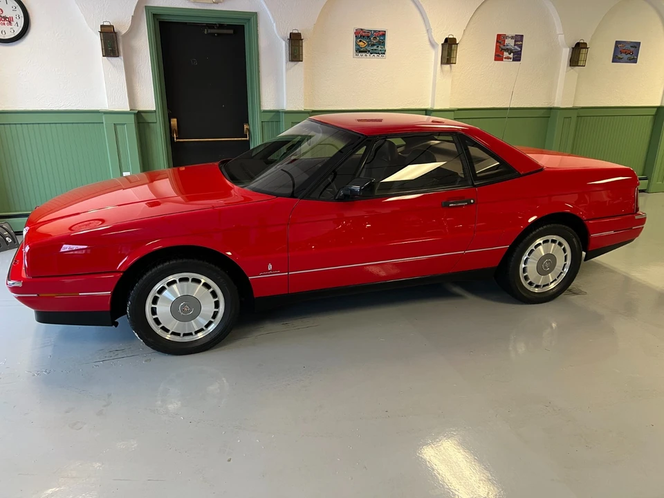 1989 Cadillac Allante - Image 3 of 20