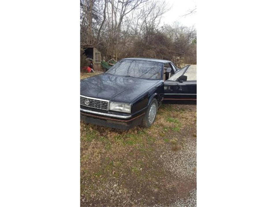 1989 Cadillac Allante - Image 12 of 16