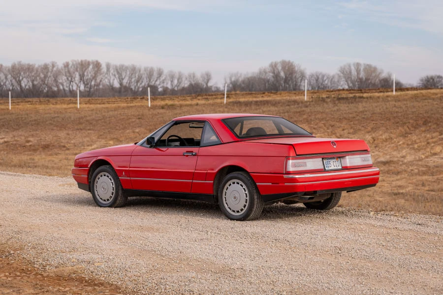 1989 Cadillac Allante - Image 7 of 15