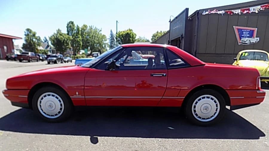 1989 Cadillac Allante - Image 11 of 12