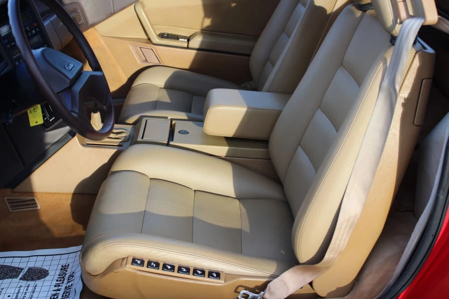 1989 Cadillac Allante - Image 5 of 24