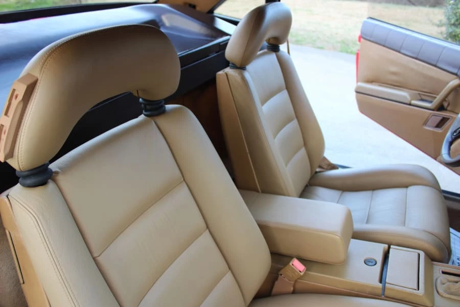 1989 Cadillac Allante - Image 8 of 24
