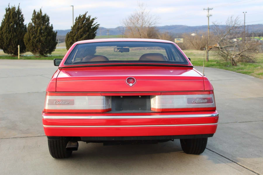 1989 Cadillac Allante - Image 11 of 24