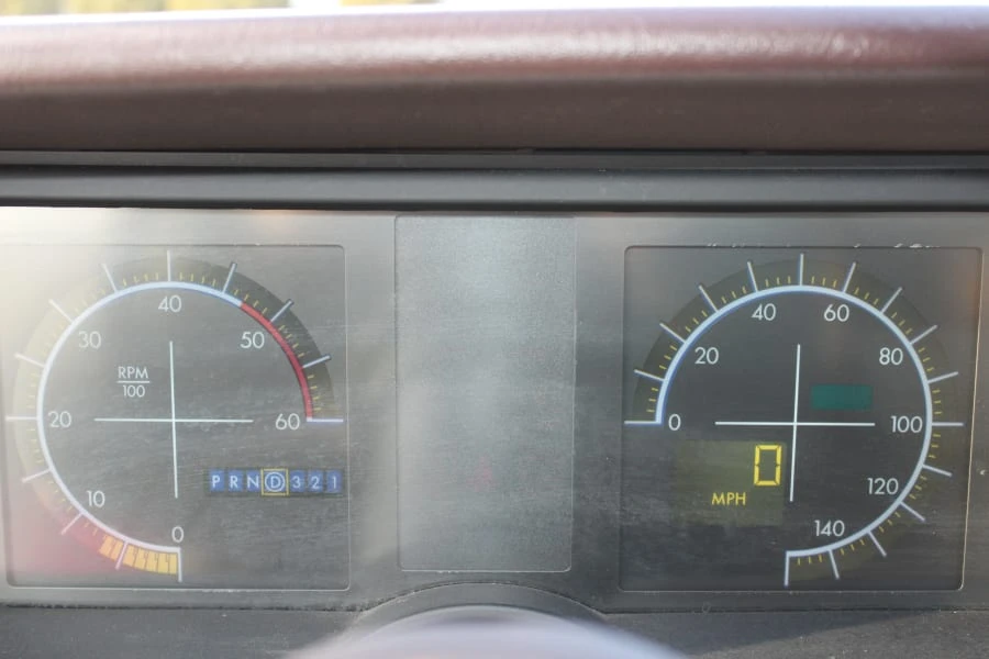 1989 Cadillac Allante - Image 16 of 24