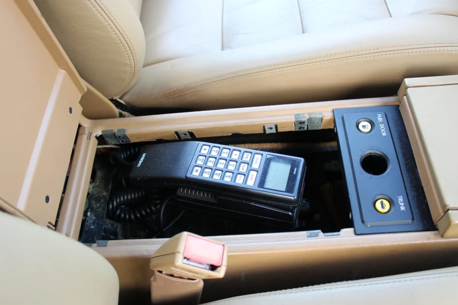 1989 Cadillac Allante - Image 21 of 24