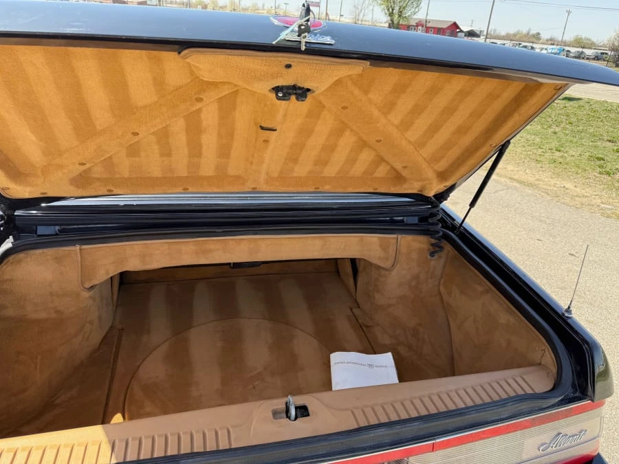 1989 Cadillac Allante - Image 9 of 9