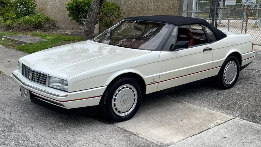 1989 Cadillac Allante - Image 20 of 26