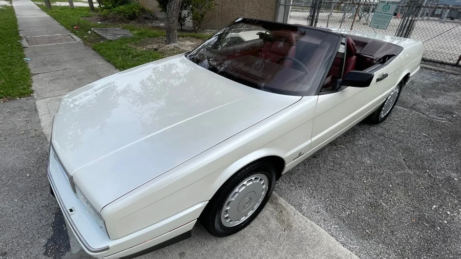 1989 Cadillac Allante - Image 25 of 26