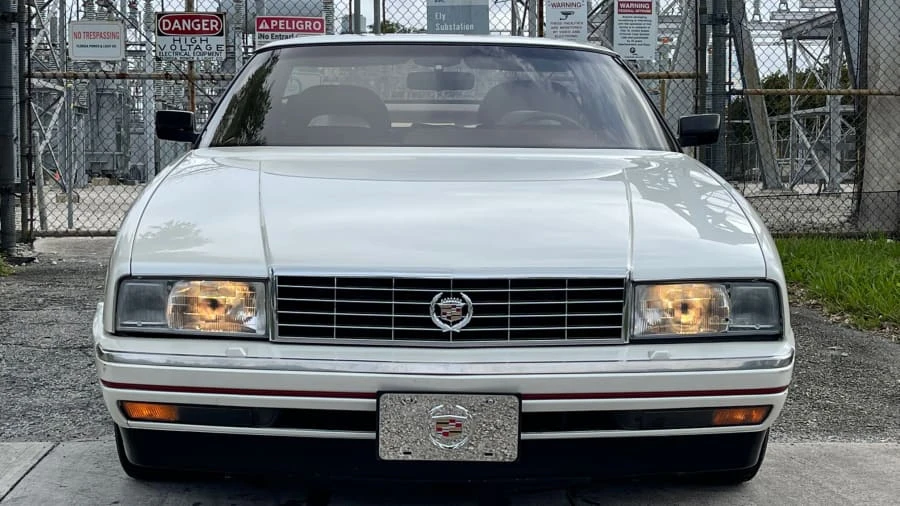 1989 Cadillac Allante - Image 15 of 26