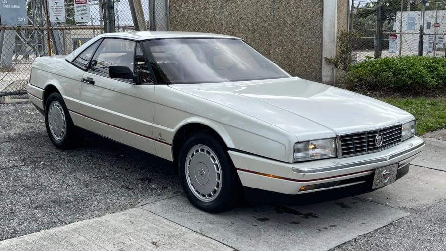 1989 Cadillac Allante - Image 21 of 26