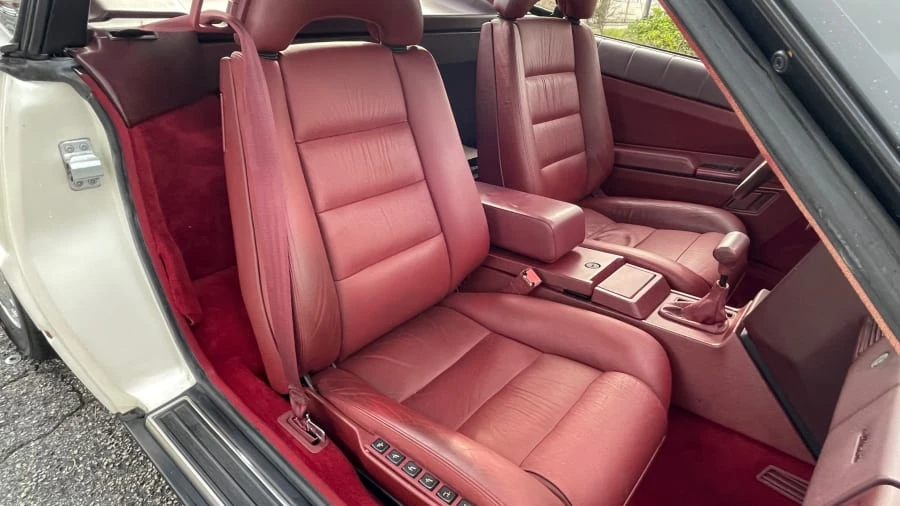 1989 Cadillac Allante - Image 12 of 26