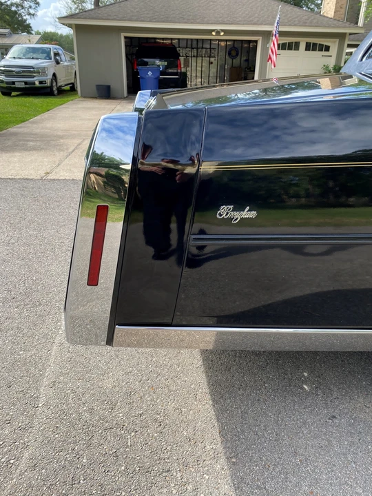 1989 Cadillac Brougham - Image 21 of 31
