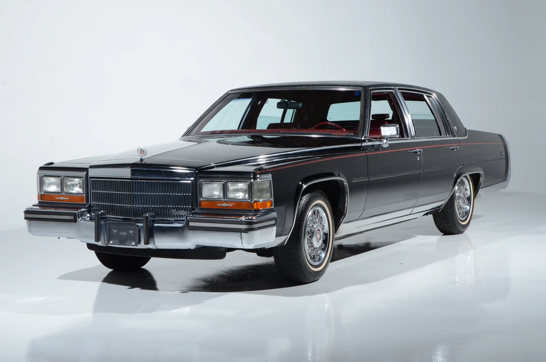 1989 Cadillac Brougham - Image 5 of 31
