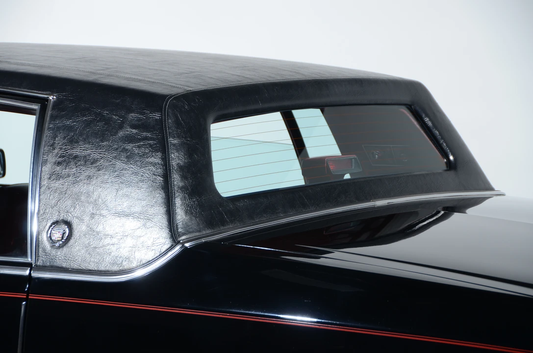 1989 Cadillac Brougham - Image 31 of 31