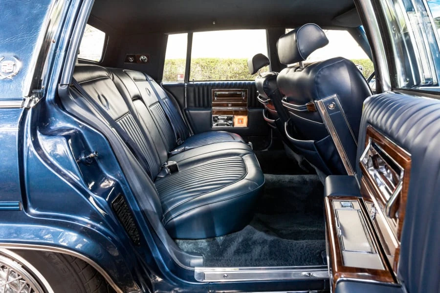 1989 Cadillac Brougham - Image 8 of 12
