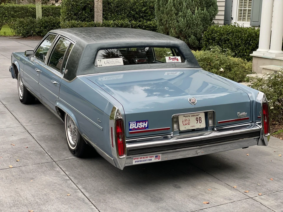 1989 Cadillac Brougham - Image 5 of 31