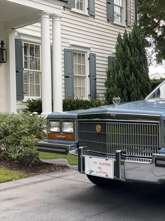 1989 Cadillac Brougham - Image 9 of 31