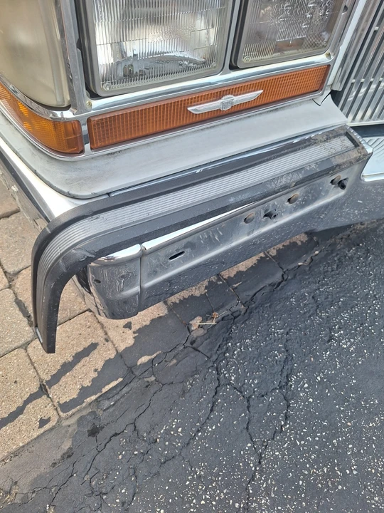1989 Cadillac Brougham - Image 4 of 24