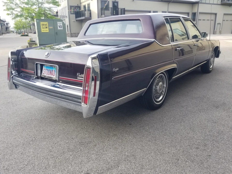 1989 Cadillac Brougham - Image 5 of 31