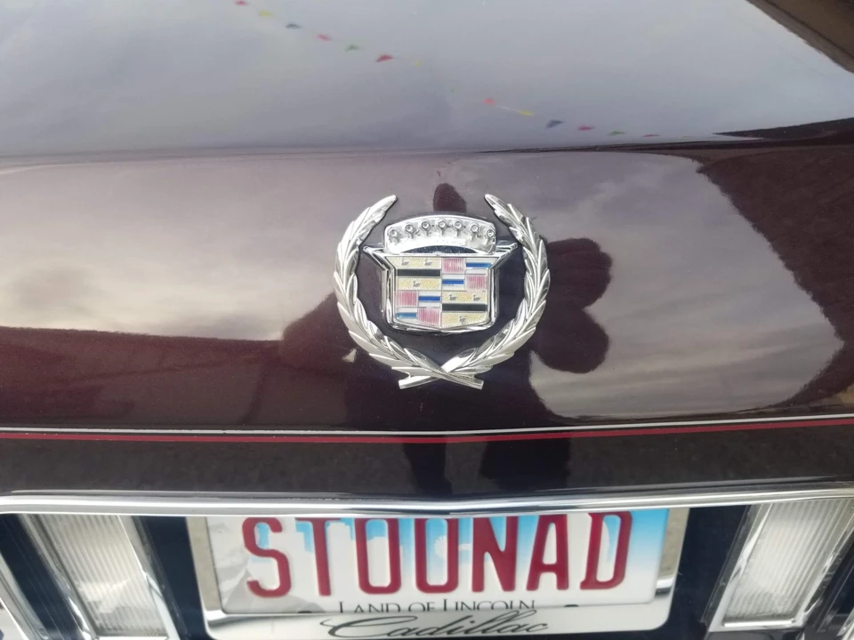 1989 Cadillac Brougham - Image 30 of 31