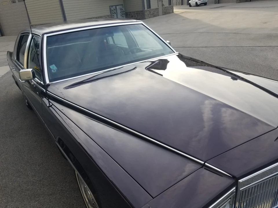 1989 Cadillac Brougham - Image 11 of 31