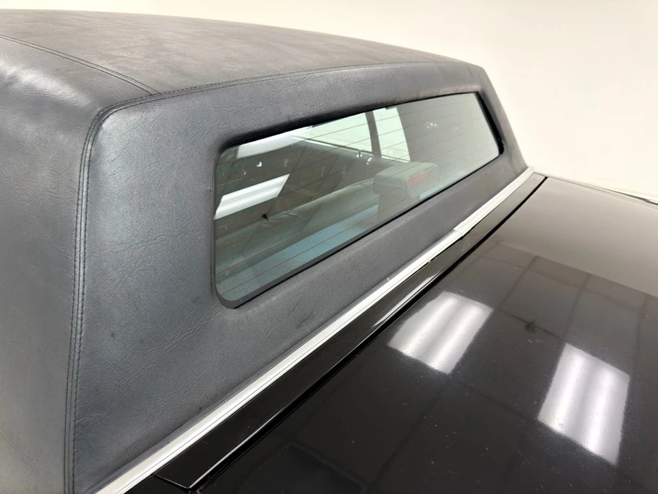1989 Cadillac Brougham - Image 18 of 21