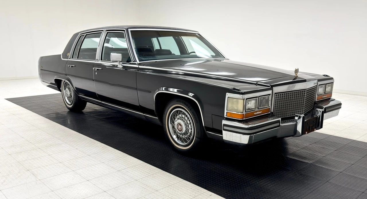 1989 Cadillac Brougham - Image 7 of 21