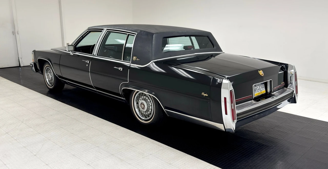 1989 Cadillac Brougham - Image 3 of 21