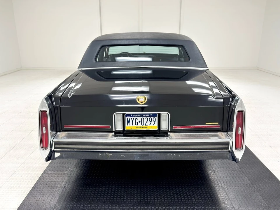 1989 Cadillac Brougham - Image 4 of 21