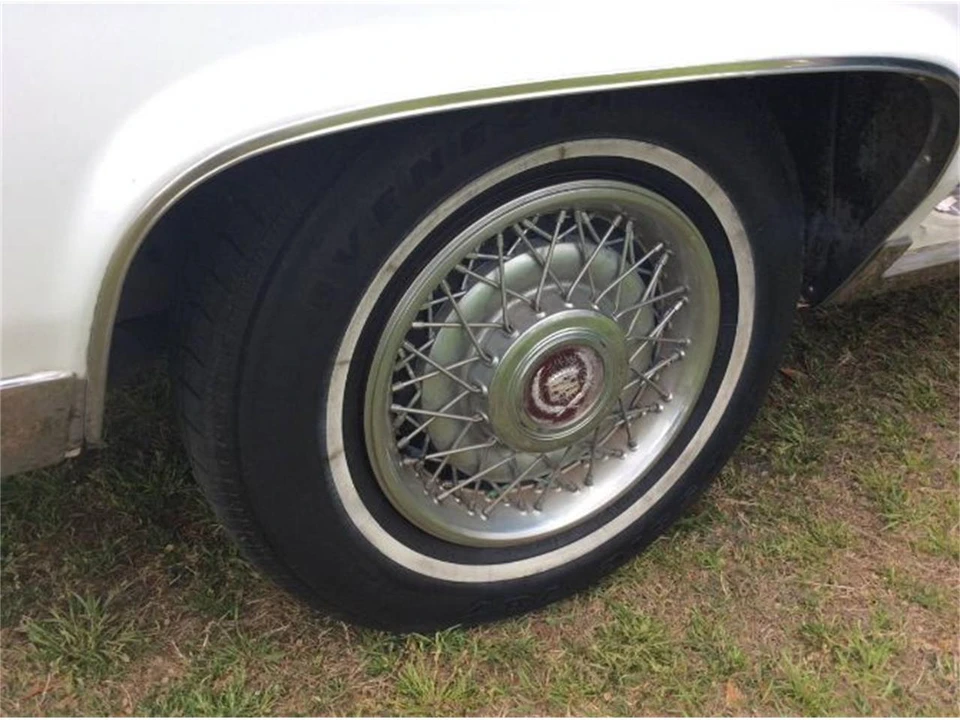 1989 Cadillac Brougham - Image 2 of 19