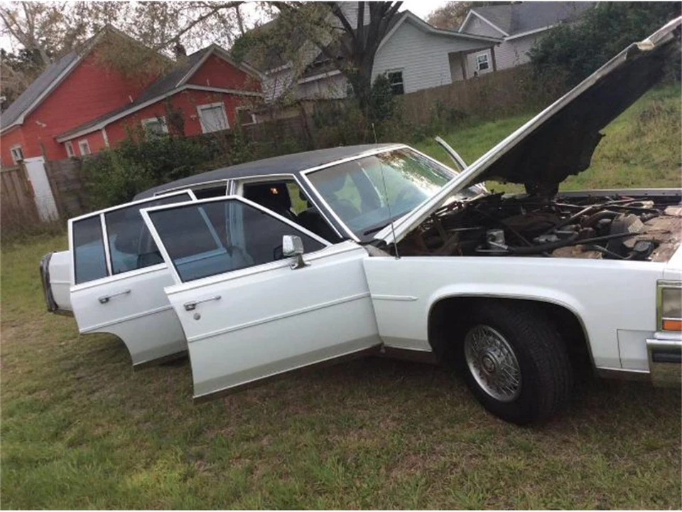 1989 Cadillac Brougham - Image 8 of 19