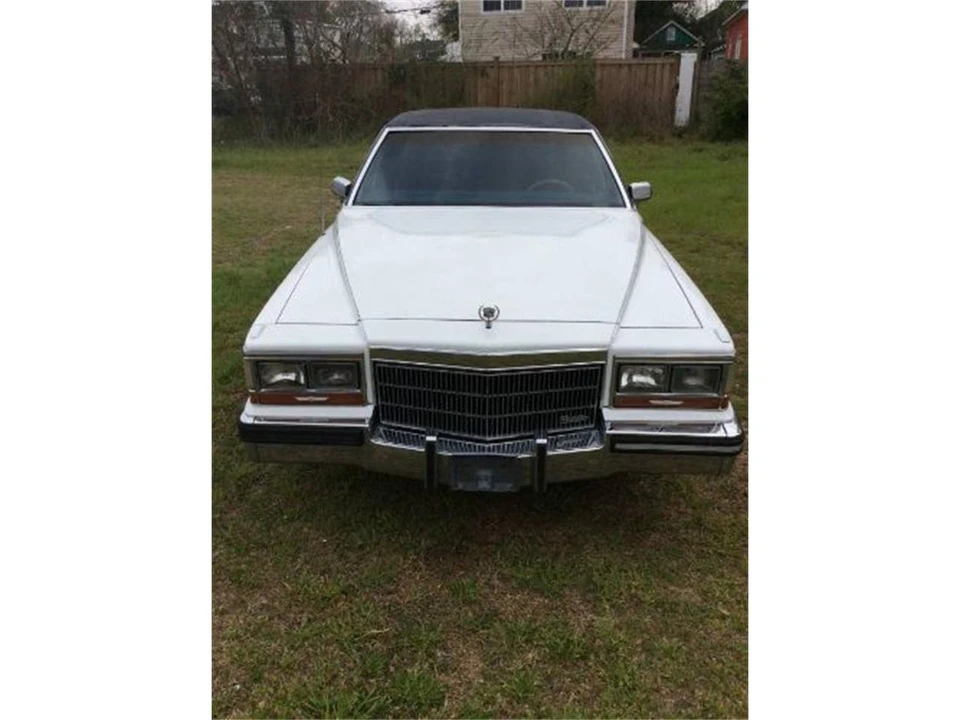 1989 Cadillac Brougham - Image 17 of 19