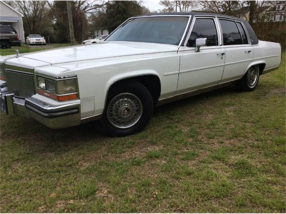 1989 Cadillac Brougham - Image 19 of 19