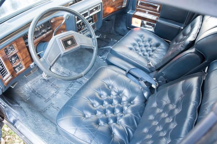 1989 Cadillac Brougham - Image 4 of 6