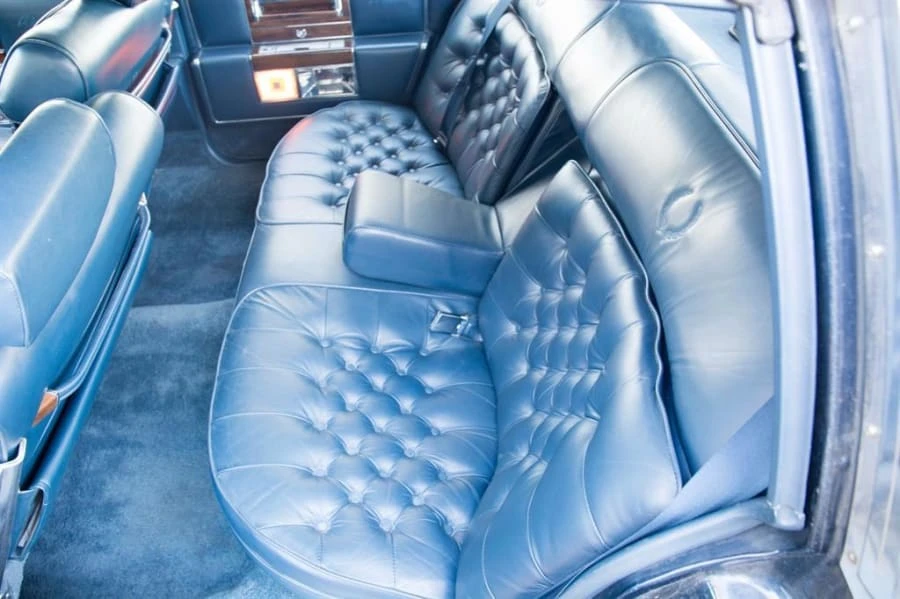1989 Cadillac Brougham - Image 5 of 6