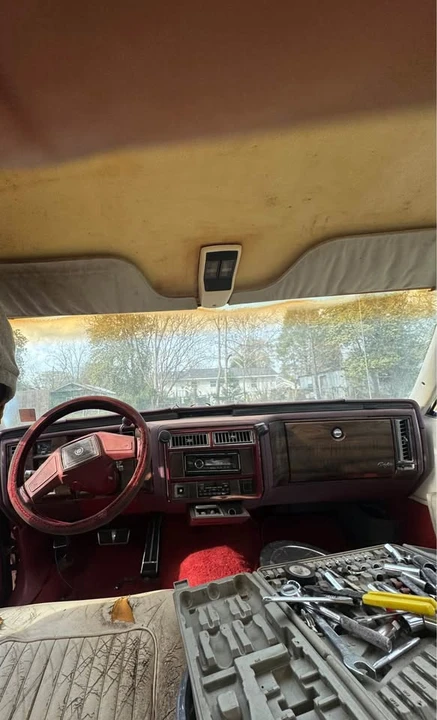 1989 Cadillac Brougham - Image 7 of 8