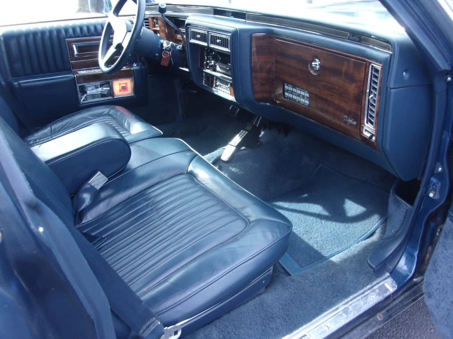 1989 Cadillac Brougham - Image 5 of 12