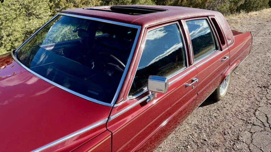 1989 Cadillac Brougham - Image 2 of 10