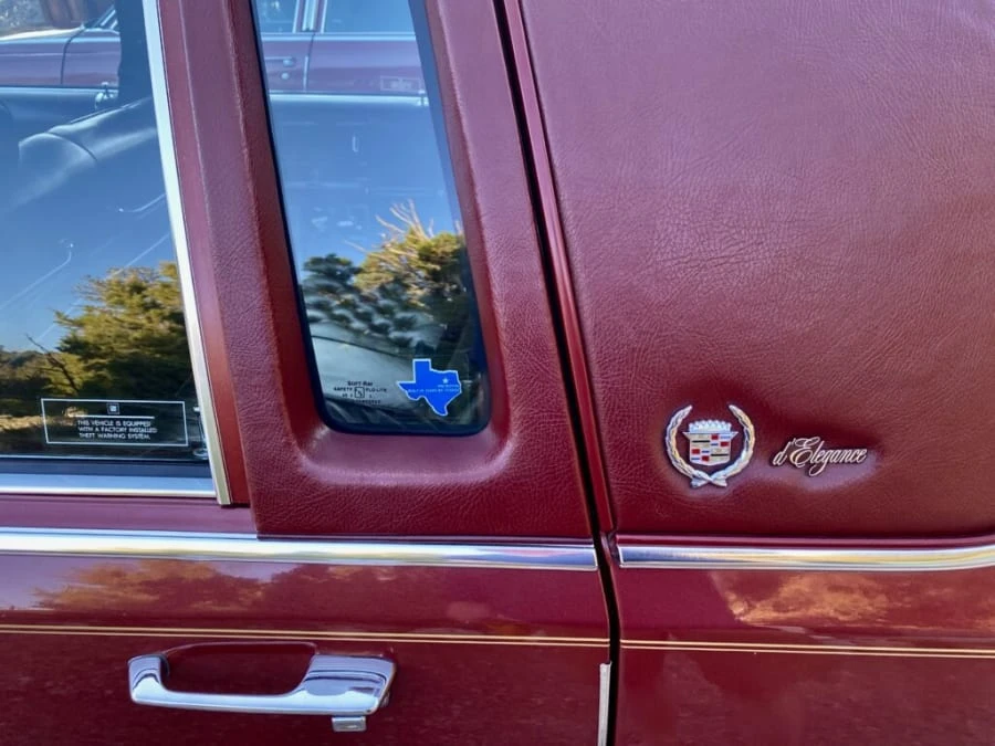 1989 Cadillac Brougham - Image 3 of 10