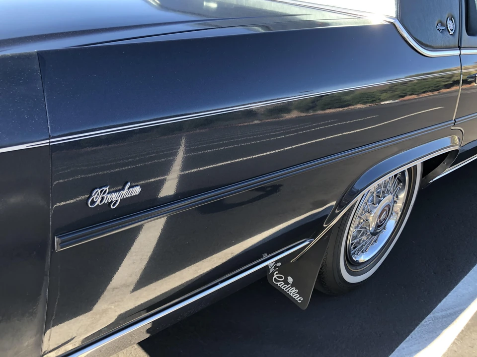 1989 Cadillac Brougham - Image 28 of 29