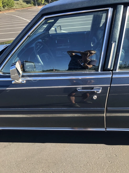 1989 Cadillac Brougham - Image 21 of 29
