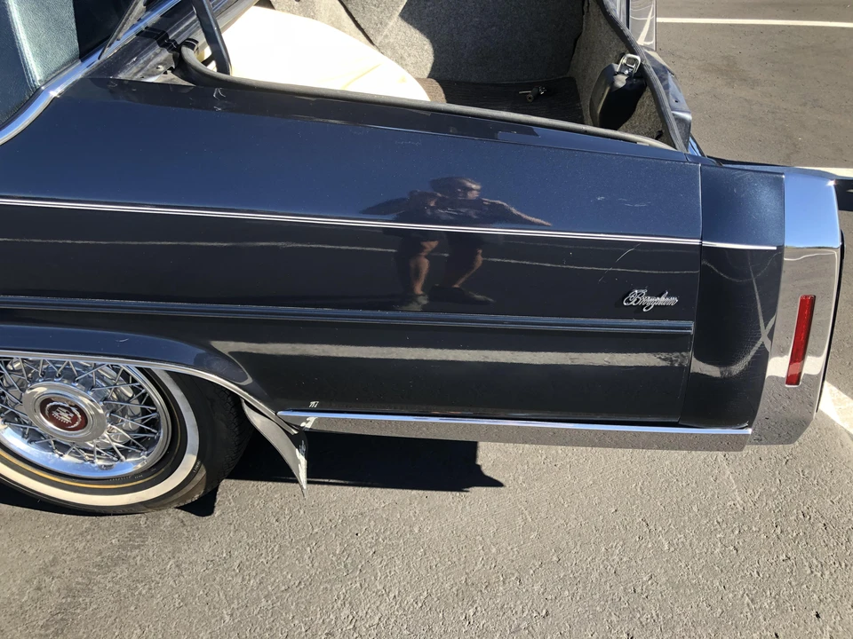 1989 Cadillac Brougham - Image 23 of 29