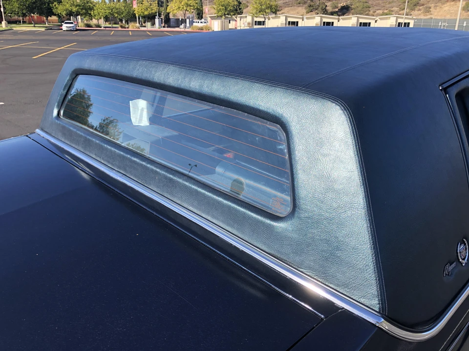 1989 Cadillac Brougham - Image 26 of 29