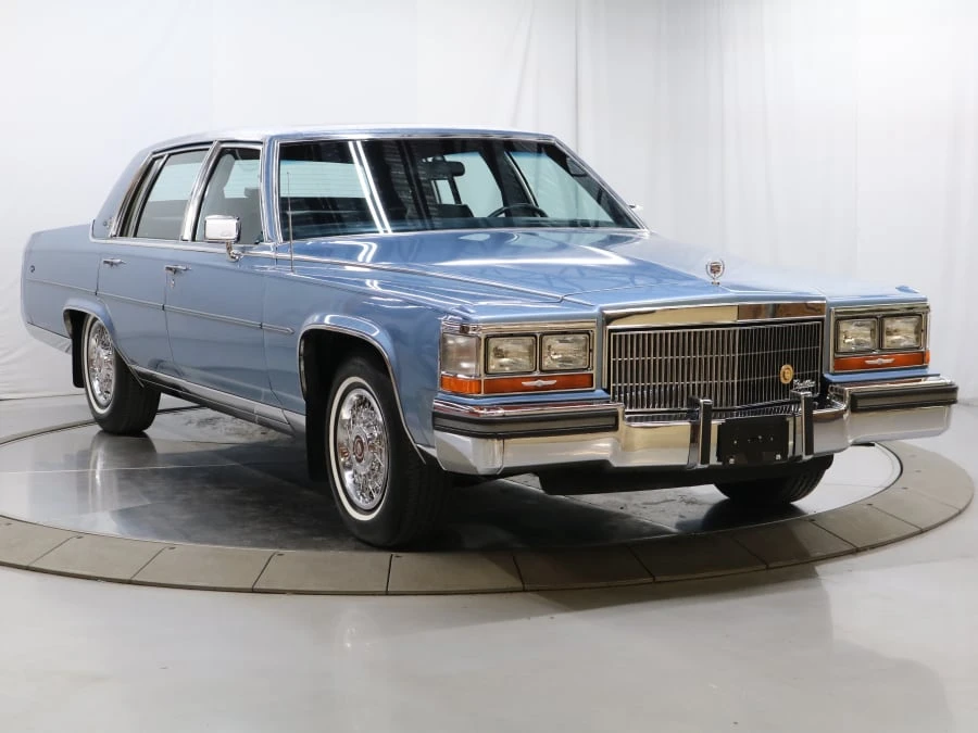 1989 Cadillac Brougham - Image 6 of 31