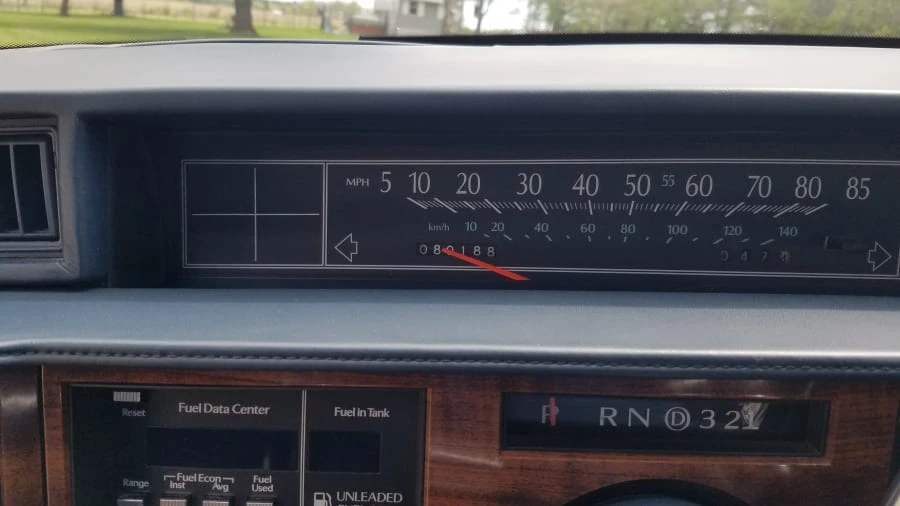 1989 Cadillac DeVille 6th Gen - Image 9 of 19