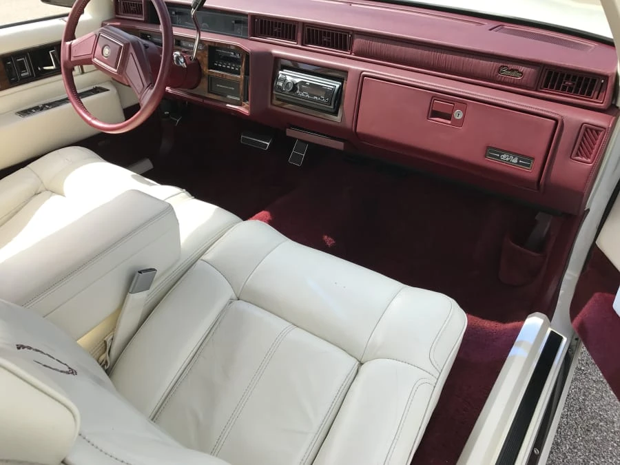 1989 Cadillac DeVille 6th Gen - Image 5 of 7